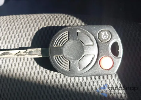 2013 Ford Focus Se z USA, uszkodzony, nr VIN 1FADP3F24DL330161